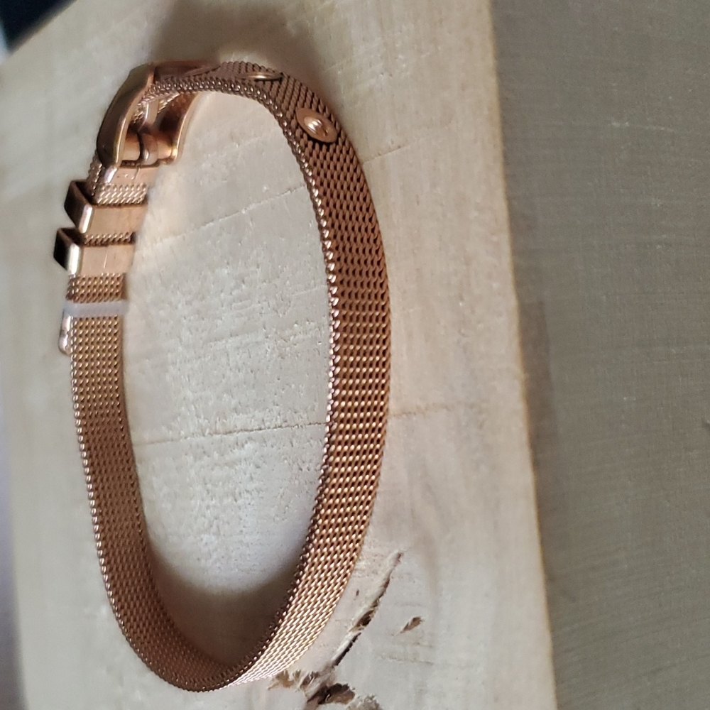 Buckle belt bracelet - Picture 3 of 3